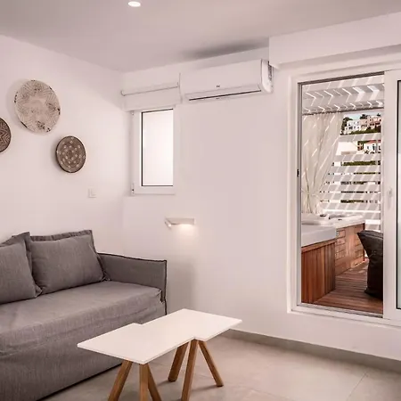 Kantouni Boutique Hotel 4*