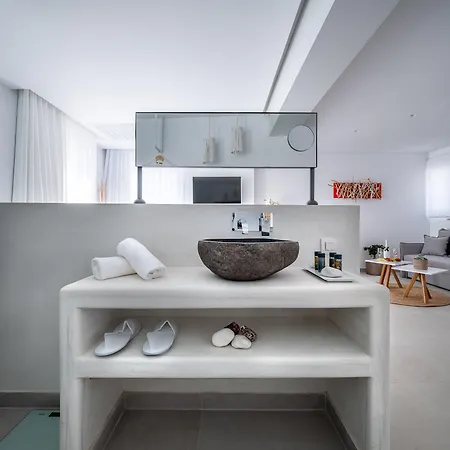 Hotel Kantouni Boutique 4*