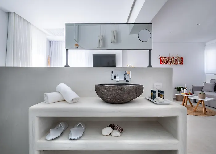 Hotel Kantouni Boutique 4*